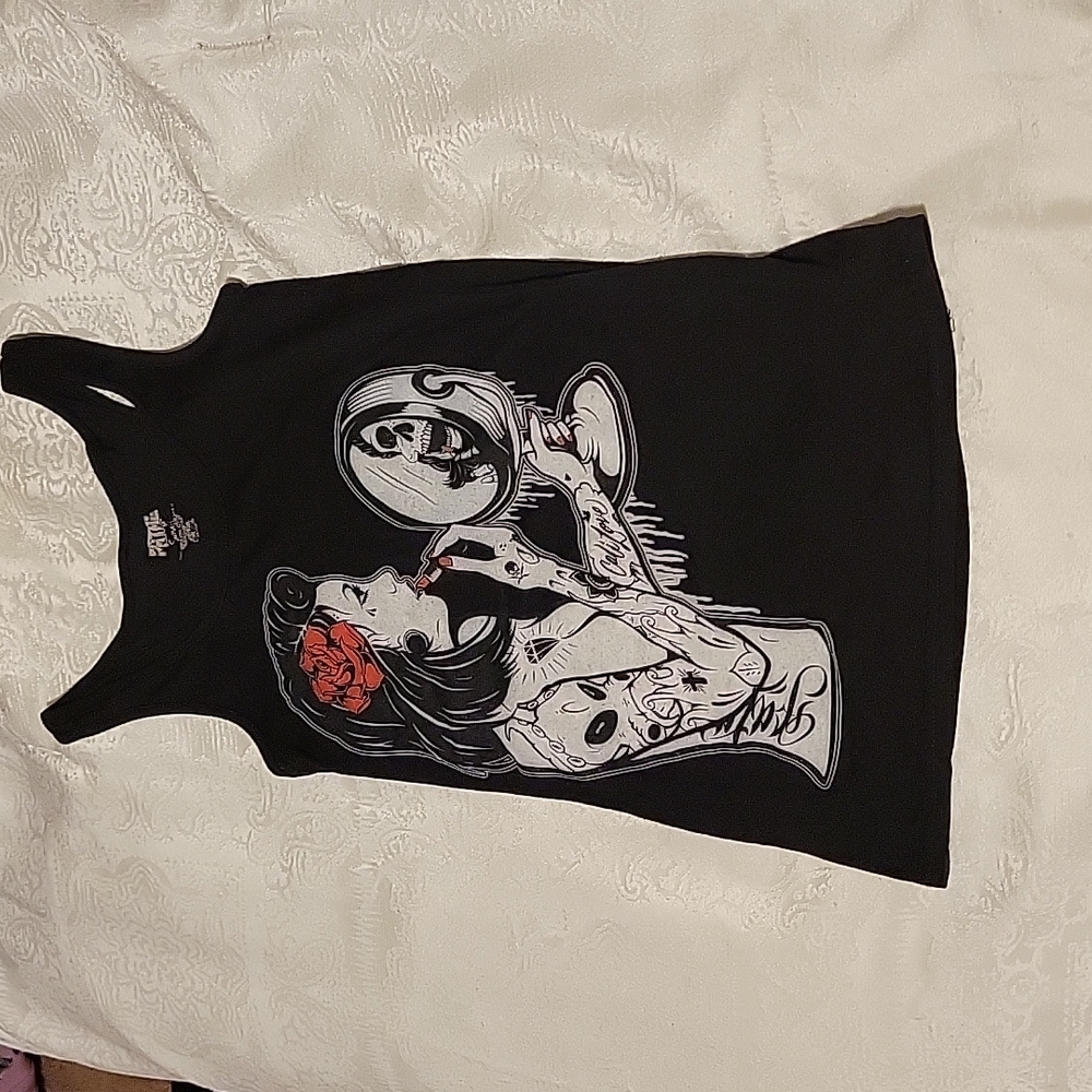 Black tank top 🖤❤